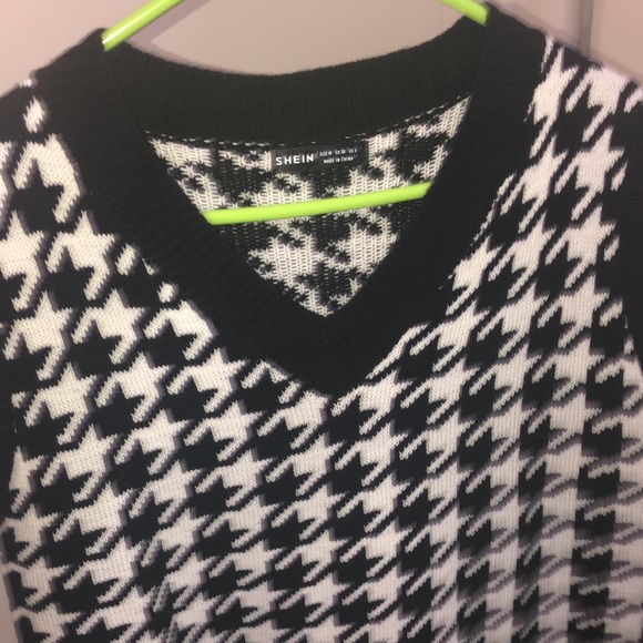 Sweater vest - Picture 3 of 3